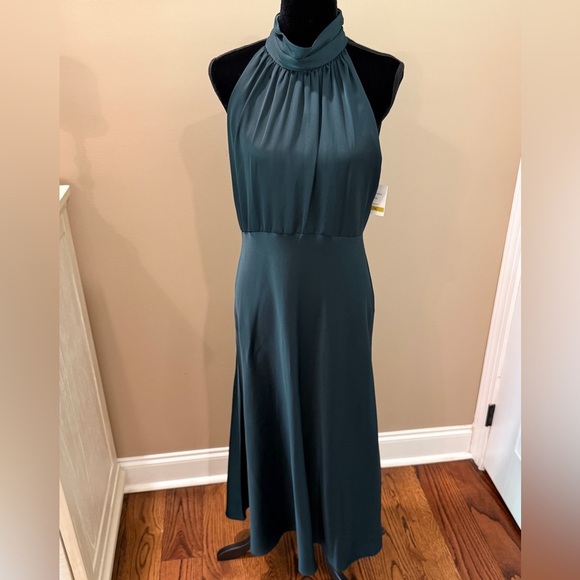 NWT Women’s JUST TAYLOR emerald green satin feel halter midi dress- Size 14 - Picture 2 of 10